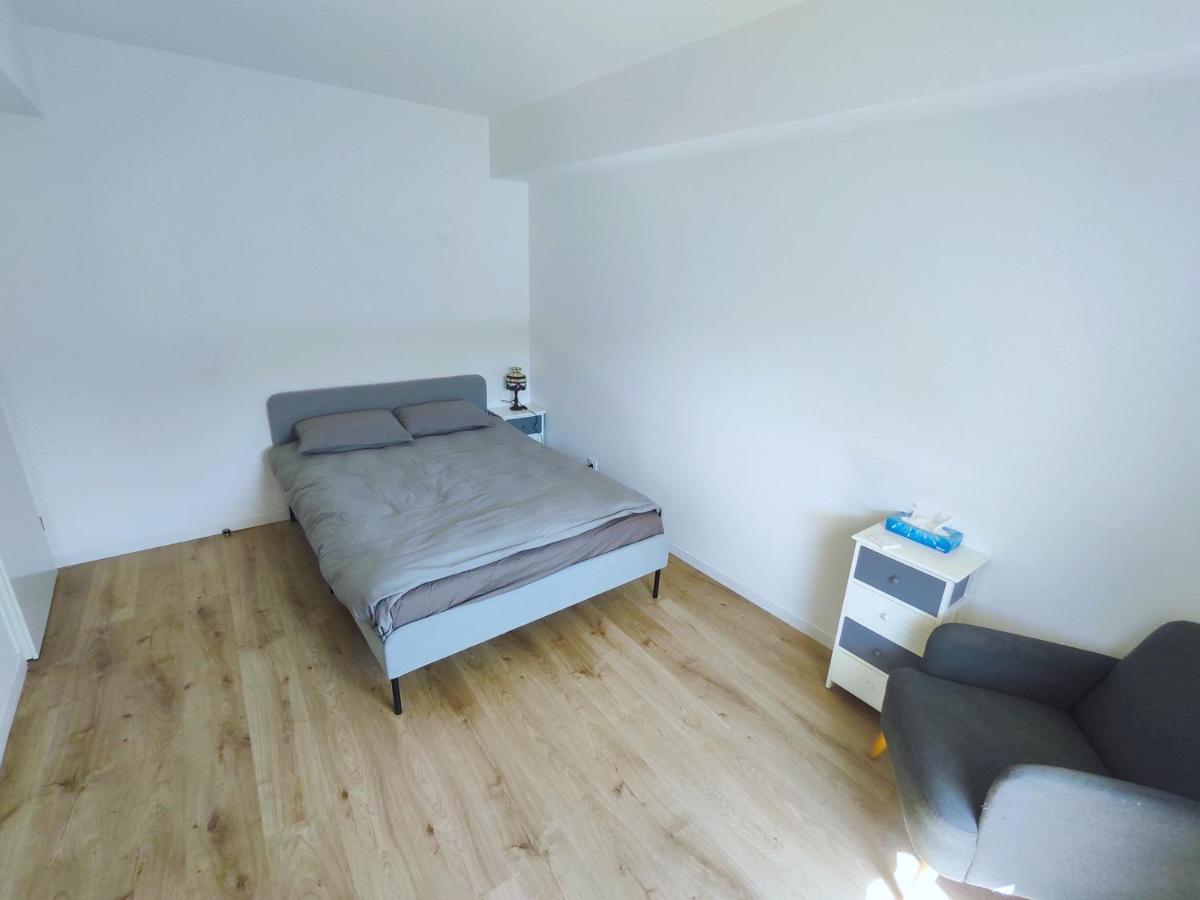 Cozy Sunshine Apartment With Balcony 4 Persons Max Ivry-sur-Seine Extérieur photo